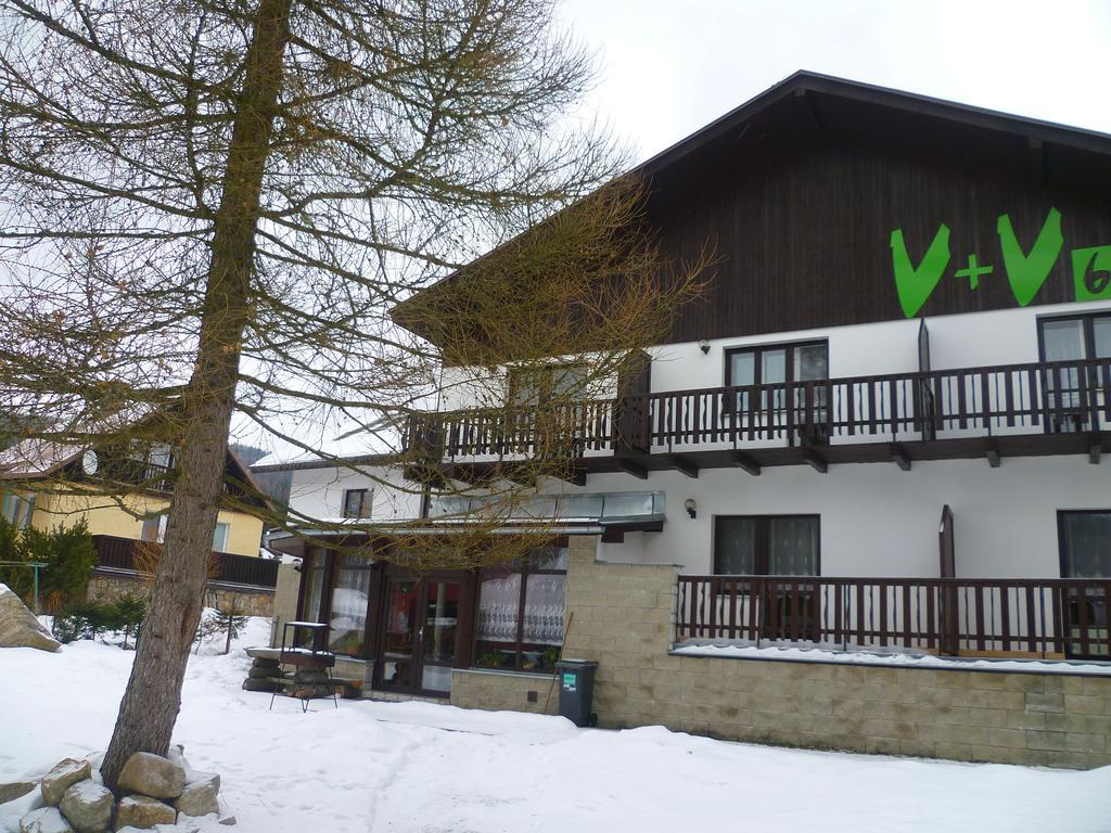 V+V Pension Harrachov Kültér fotó